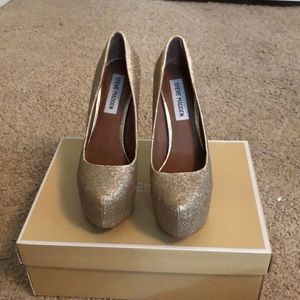 Steve Madden gold shimmer heels
